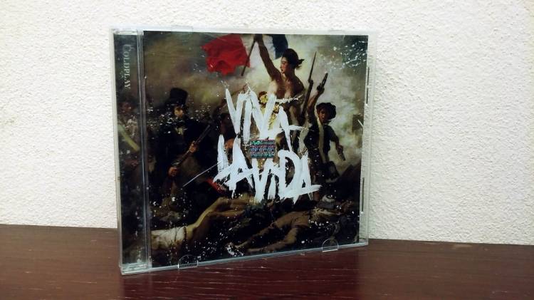 El 17 de junio de 2008 se publica el álbum "Viva la vida" de Coldplay