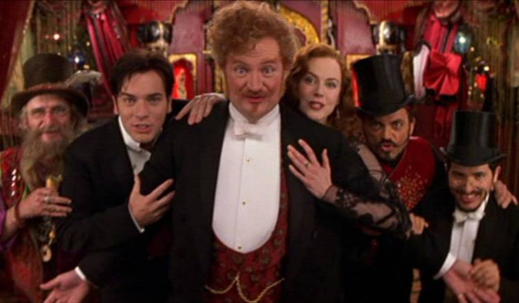 El 23 de agosto de 2001 se estrena el film Moulin Rouge!
