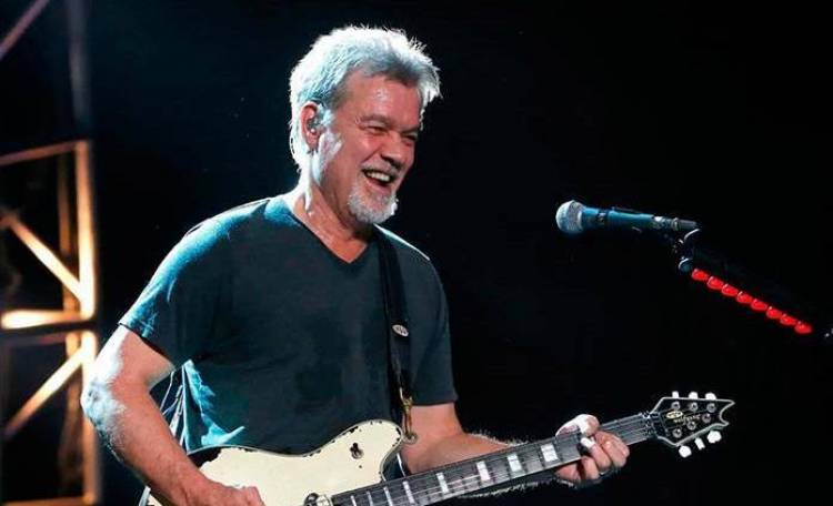 Murió Eddie Van Halen el legendario fundador y guitarrista de Van Halen, tenía 65 años