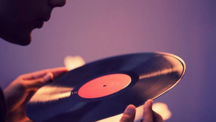 Los discos de vinilo marcan récord de venta en 2020
