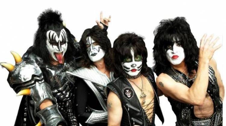 Kiss podría tener su película biográfica en Netflix