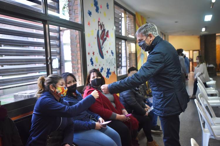 Jatón: “La vacunación a los jóvenes es una gran noticia para la ciudad”