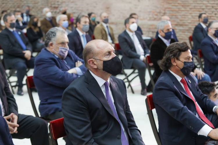 Perotti participó de la jura de los nuevos ministros de la Nación