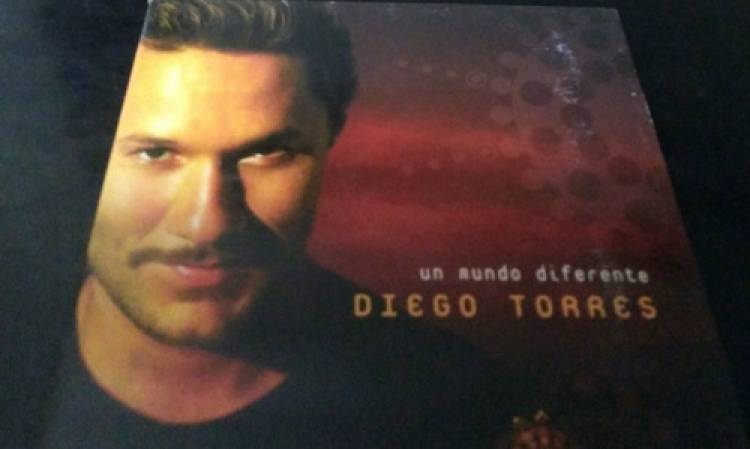 Diego Torres celebra el 20º aniversario del álbum "Un Mundo Diferente"
