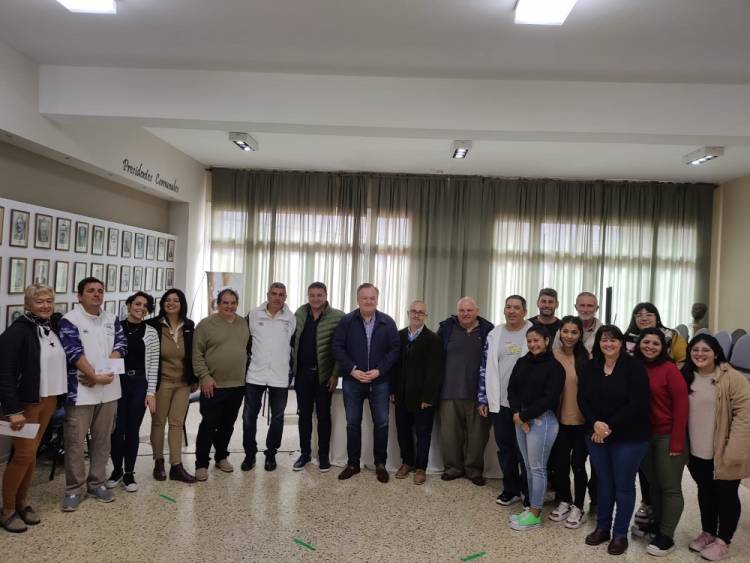 Michlig y González visitaron instituciones de Suardi y entregaron aportes legislativos