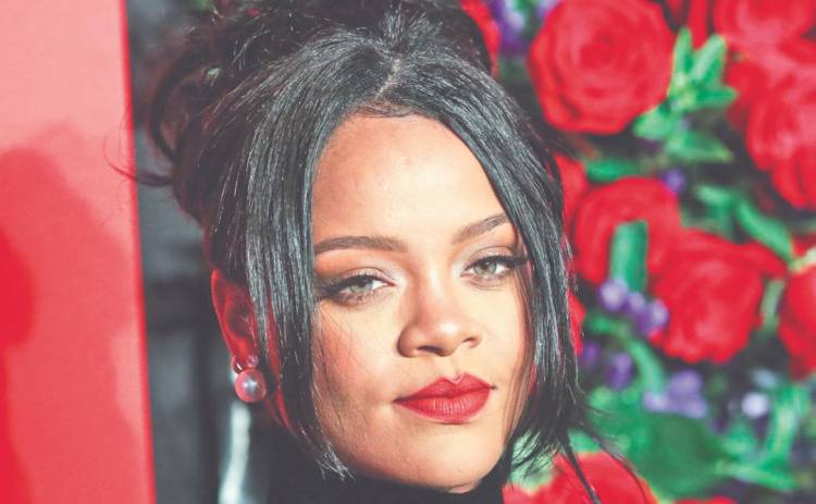 Rihanna prepara documental sobre su presentación en el Super Bowl