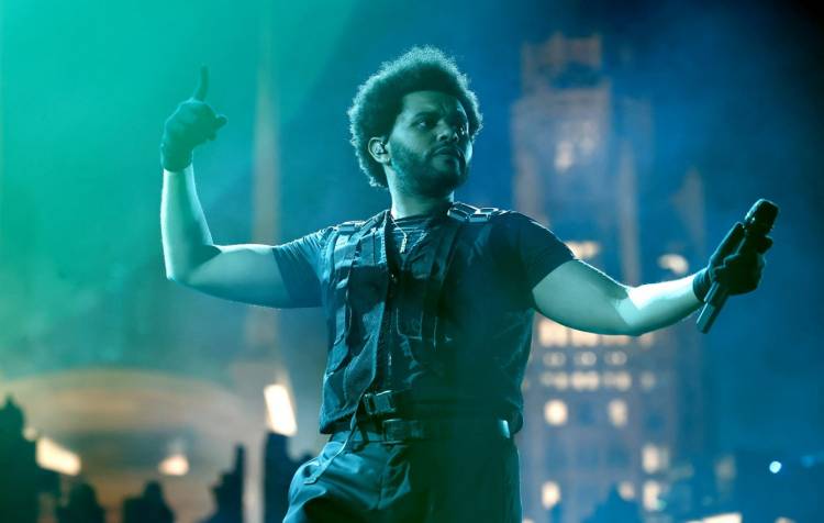 The Weeknd se ha sentido “inspirado” y está trabajando en nueva música