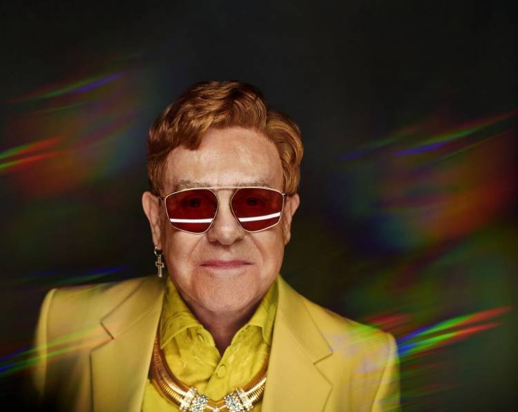 Hoy cumple años Elton John 