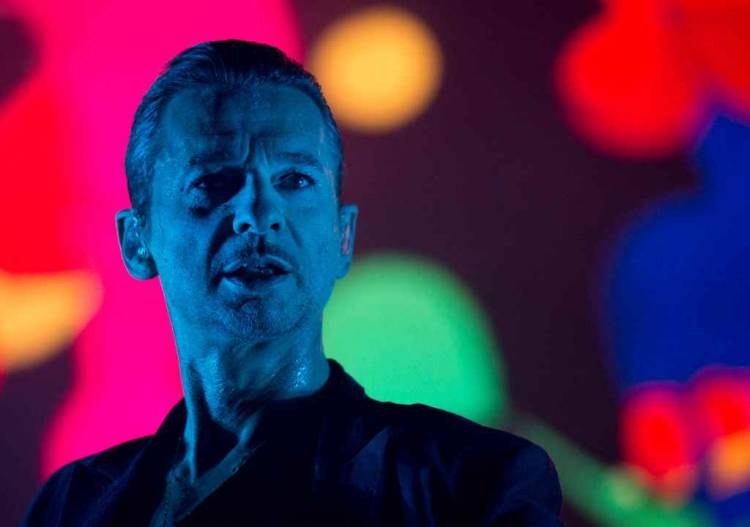 Hoy cumple años Dave Gahan cantante y compositor de Depeche Mode