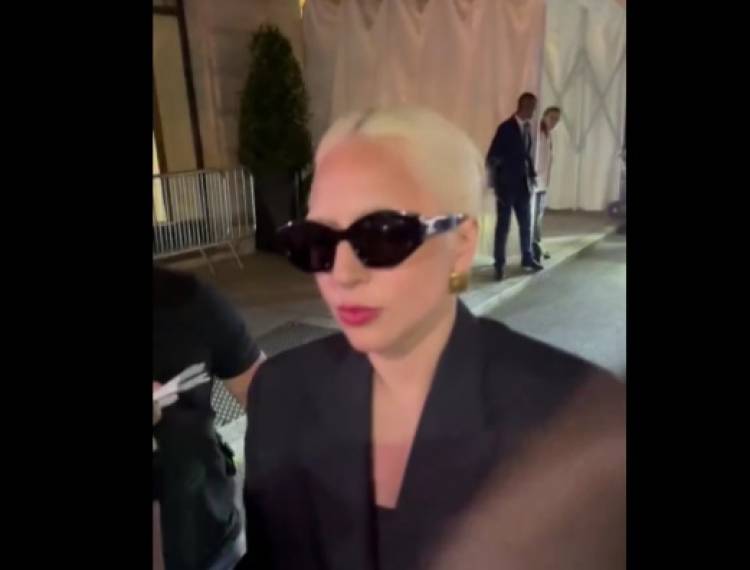 Lady Gaga llega a París y crecen los rumores de que participe de la apertura de los Juegos Olímpicos