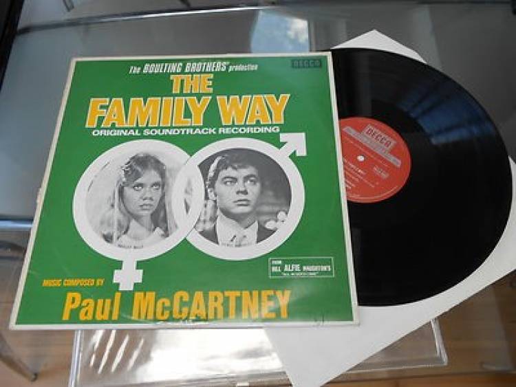 El 12 de junio de 1967 Paul McCartney publica “The family way”