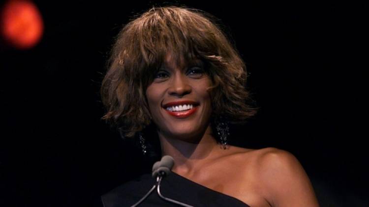 El 9 de agosto de 1963 nacía Whitney Houston
