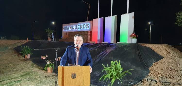 Inauguración de obras en el acceso a Huanqueros y Laguna La Verde