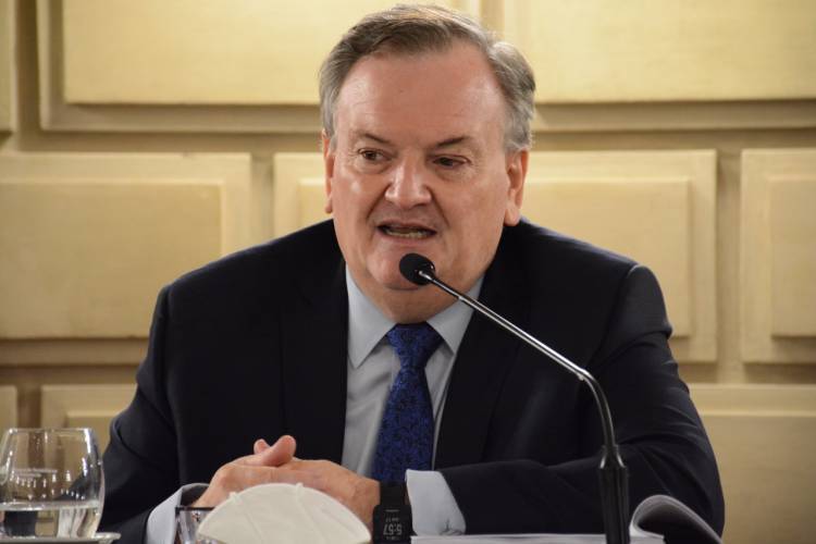 Felipe Michlig: “Esperamos que el presupuesto 2022 se ejecute con equidad en beneficio del conjunto de los santafesinos”