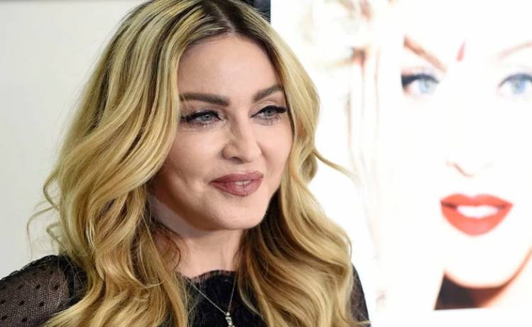 Madonna ha rechazado numerosas ofertas de la adquisición de derechos de su extensa discografía