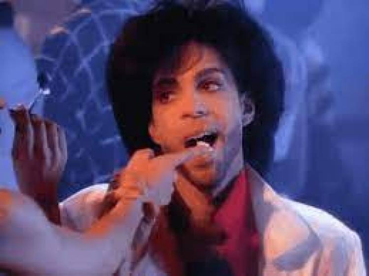 Prince: Hace 32 años llegó al primer lugar de las listas con "Cream"