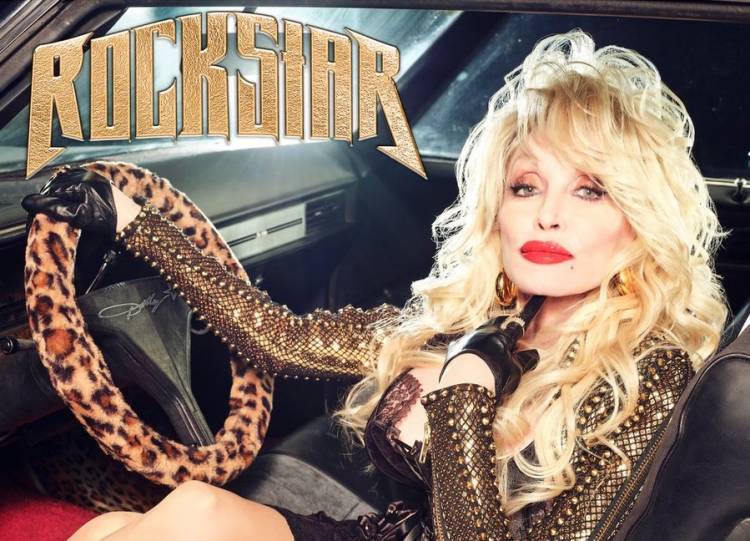 Dolly Parton presenta «Rockstar»