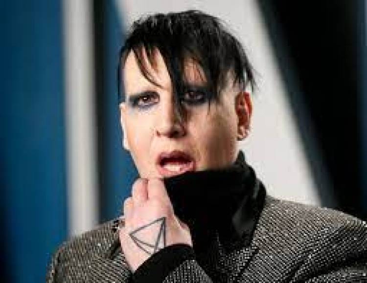 Marilyn Manson firma un nuevo contrato discográfico