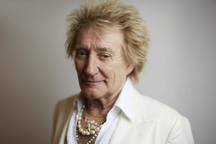 Sir Rod Stewart cree que sus ‘días están contados’ a medida que se acerca su 80 cumpleaños