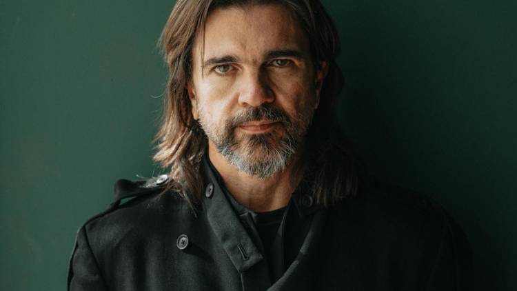 En 9 de agosto de 1972 nace Juanes 