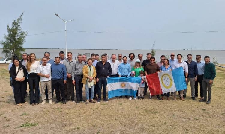 Distintas áreas del Gobierno de la Provincia mantuvieron una jornada de trabajo en Laguna La Verde: “Un tesoro escondido”