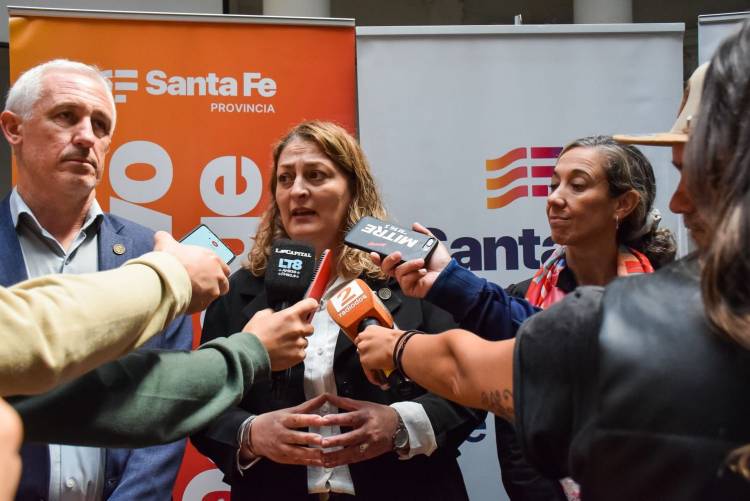 Objetivo Dengue: Santa Fe prepara al personal de la salud para la atención pública y privada