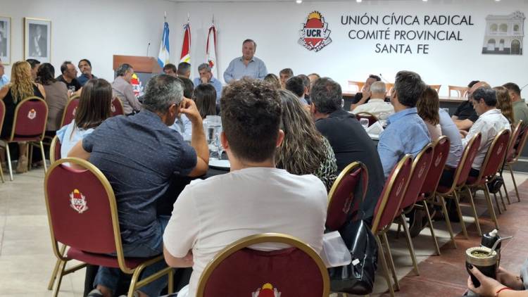 UNIDOS PARA CAMBIAR SANTA FE AMPLIA SU BASE DE SUSTENTACIÓN 